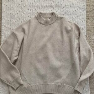 H&M Neutral Cream Ribbed Crewneck Sweater (NEW)